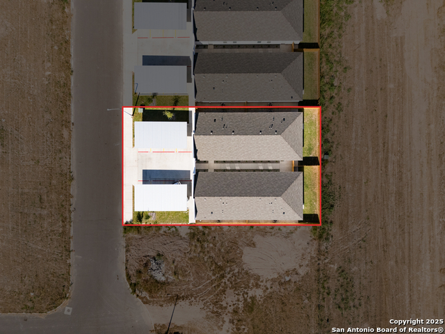 1016 Palm Drive Property Photo 3