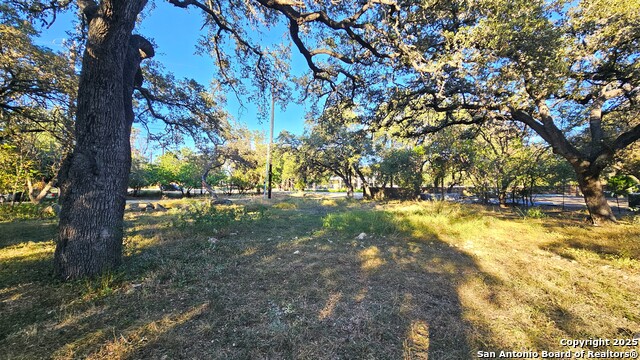 210 North Loop Property Photo 8