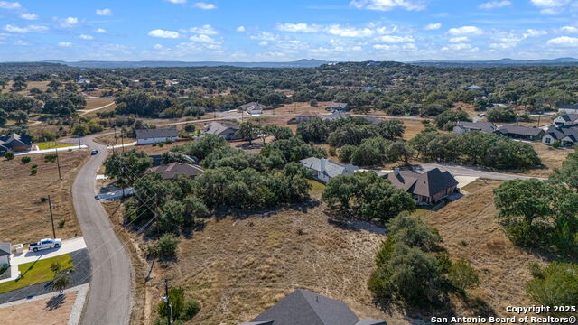 231 Peter Kleid Loop Property Photo 7
