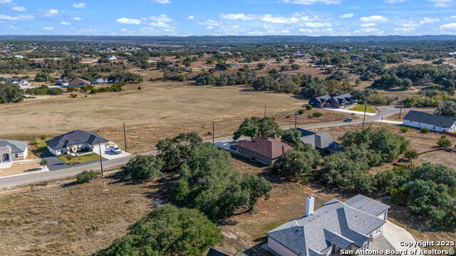 231 Peter Kleid Loop Property Photo 8