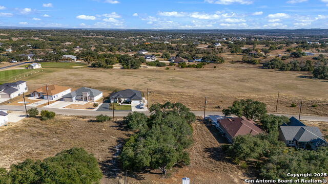 231 Peter Kleid Loop Property Photo 9