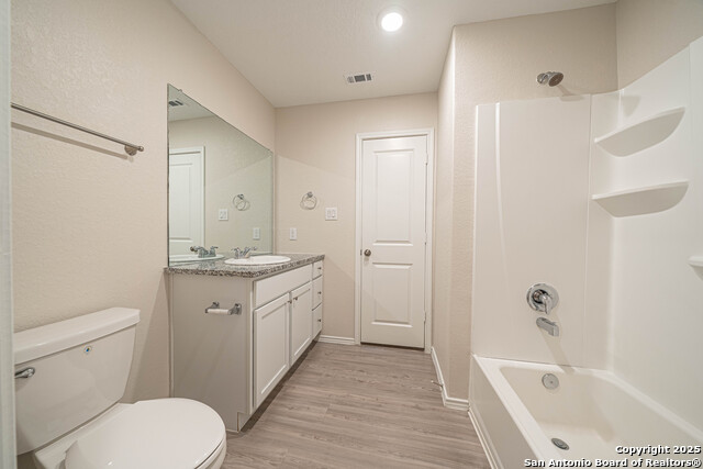 2818 Gustavo Property Photo 16