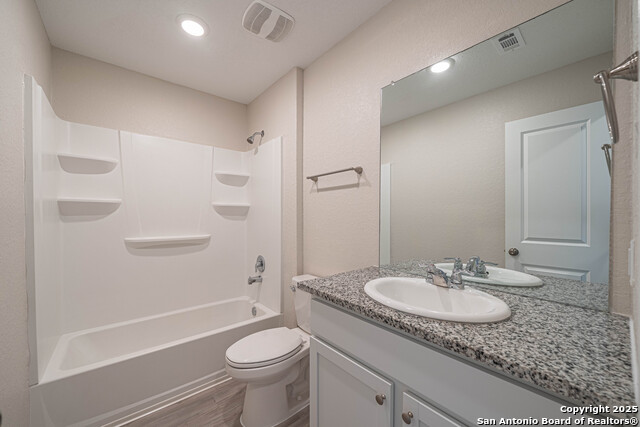 2818 Gustavo Property Photo 24