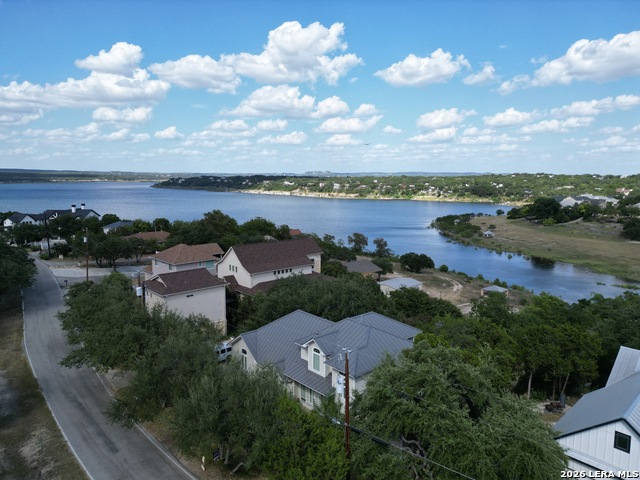 1761 Lakeside W Property Photo 1