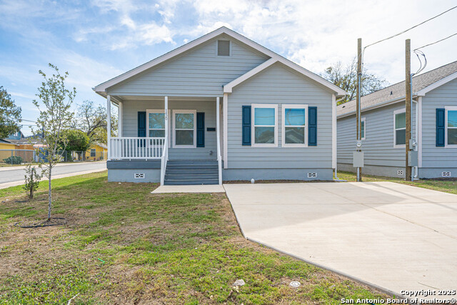 1420 Burleson Property Photo 1