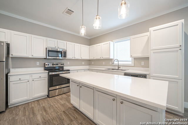 1420 Burleson Property Photo 7