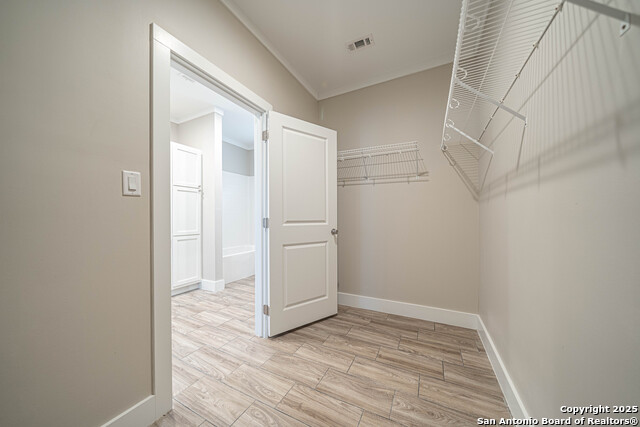 1420 Burleson Property Photo 28