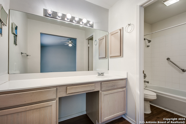 6063 Bantry Bay Property Photo 19