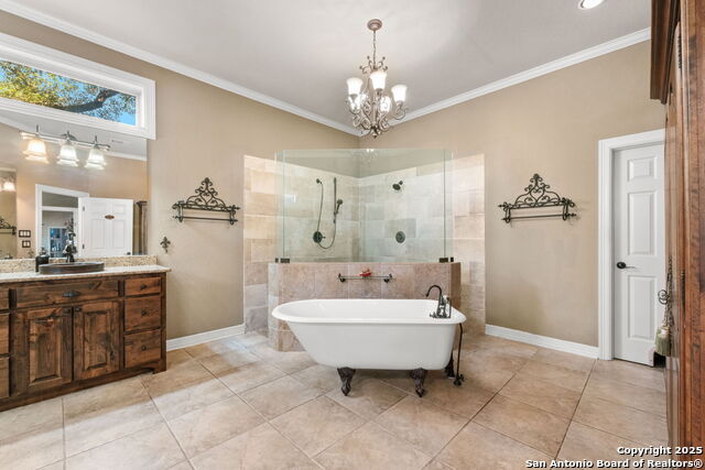 325 Whitestone Property Photo 13