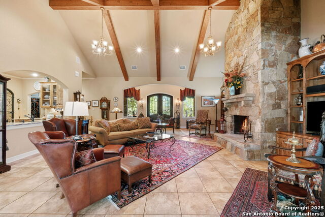 325 Whitestone Property Photo 16