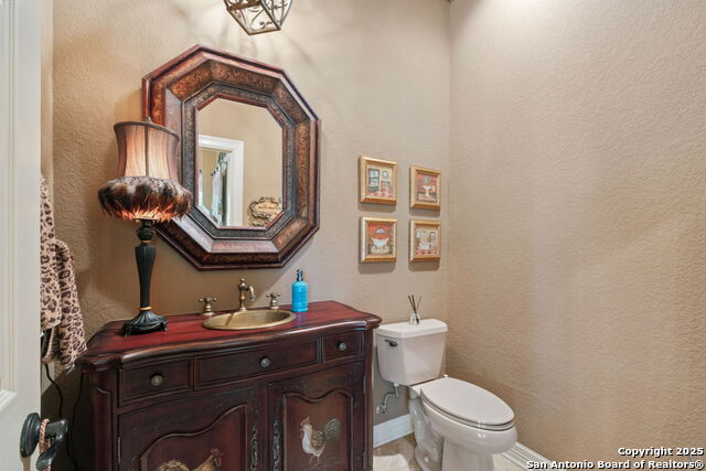 325 Whitestone Property Photo 33