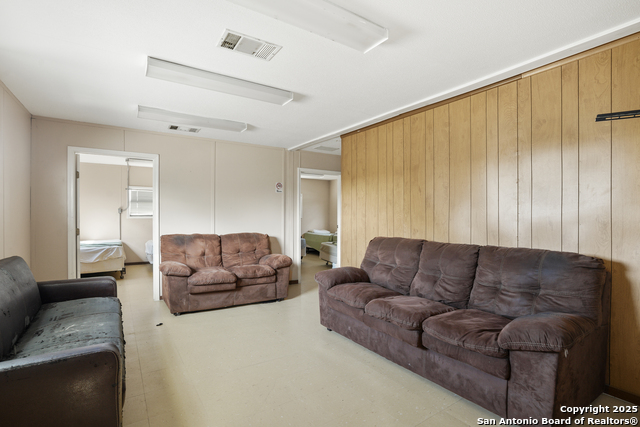 298 Sh-239 Property Photo 25