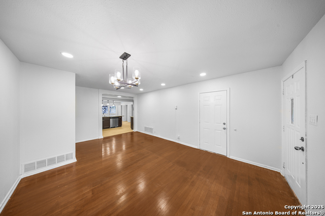 126 Cresham Dr. Property Photo 7