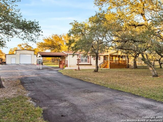 1218 Eagle Creek Property Photo 1