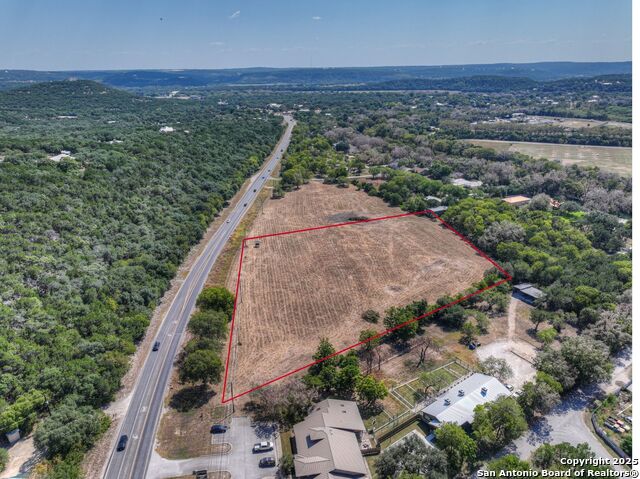 13607 Fm 306 Property Photo 5