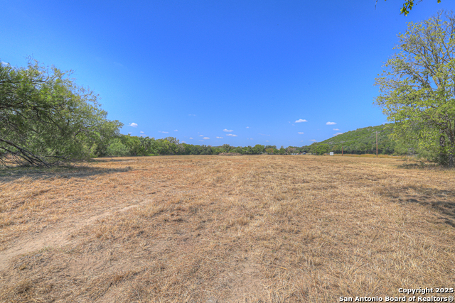 13607 Fm 306 Property Photo 12