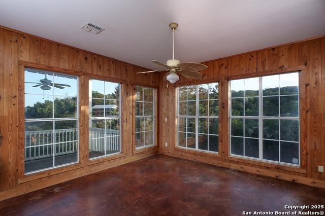 282 Hill Top Ln Property Photo 18