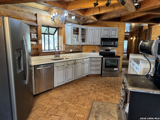 620 Lake Forest Property Photo 5