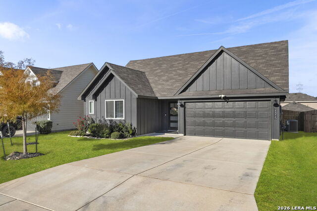 21215 Boulder Flats Property Photo 1