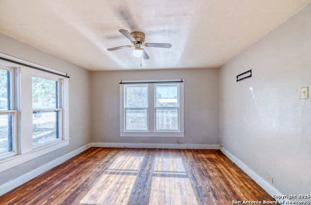 719 E Trinity Property Photo 20