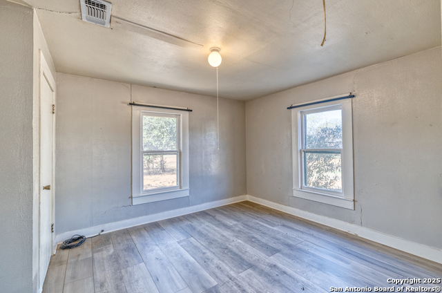 719 E Trinity Property Photo 24