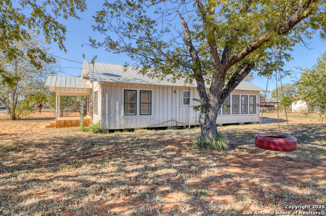719 E Trinity Property Photo 26