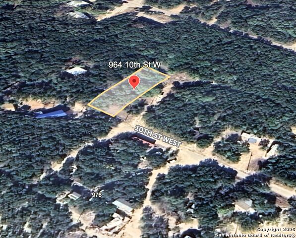 964 10th Property Photo 5