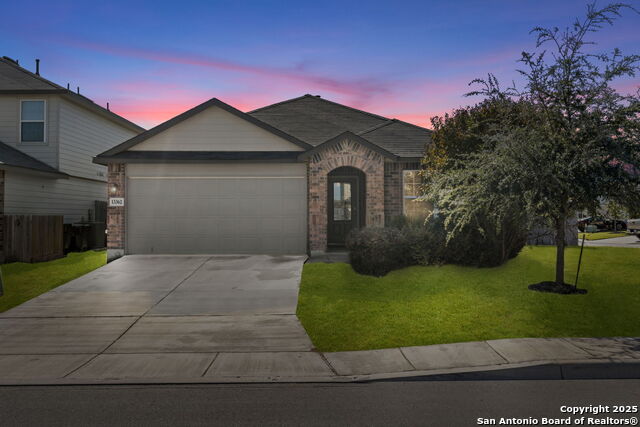 13362 Bearded Property Photo 1
