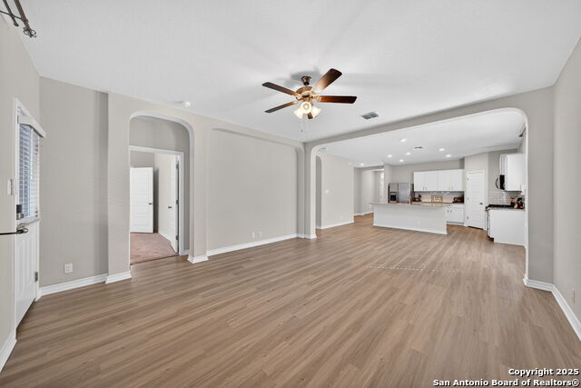 8211 Samsel Property Photo 6