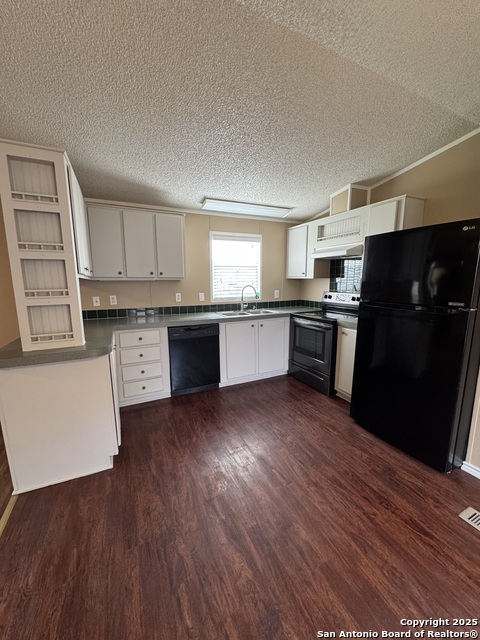 110 Deer Park Property Photo 5