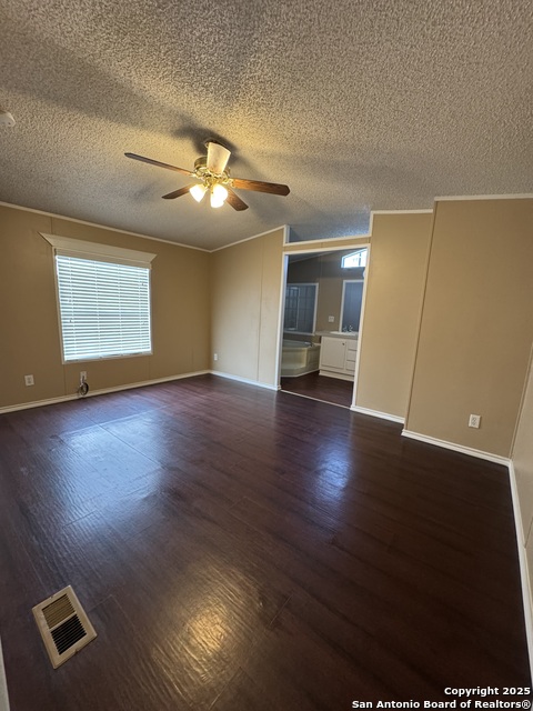 110 Deer Park Property Photo 8