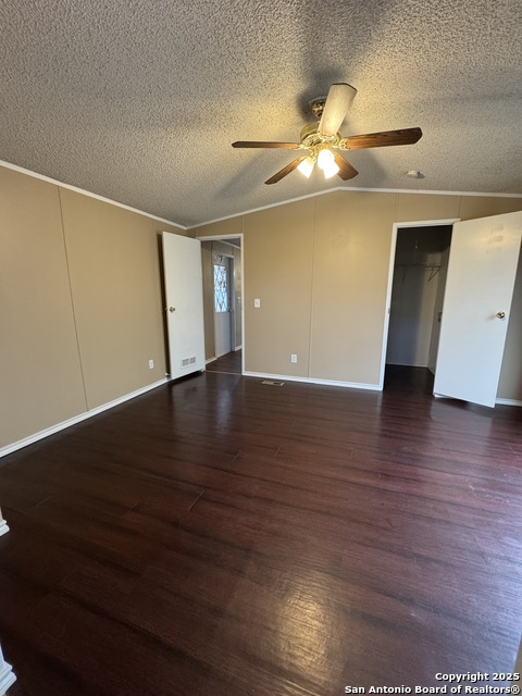 110 Deer Park Property Photo 11