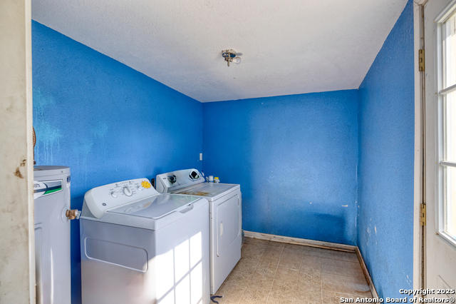 806 S Park St Property Photo 11