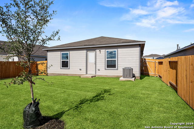 11916 Stroud Drive Property Photo 18
