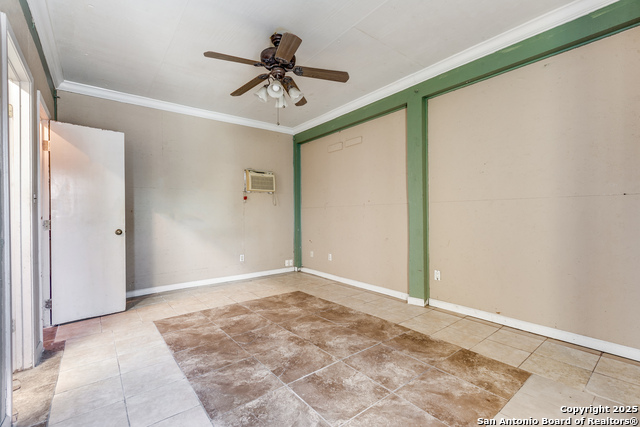 1022 S Hamilton Property Photo 15