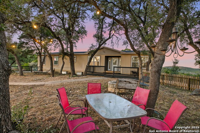18668 Bandera Property Photo 17