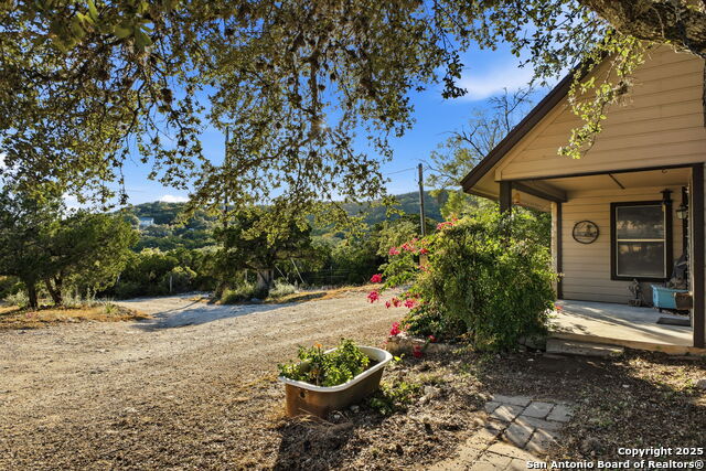 18668 Bandera Property Photo 21