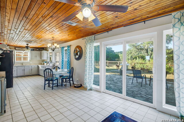 18668 Bandera Property Photo 42