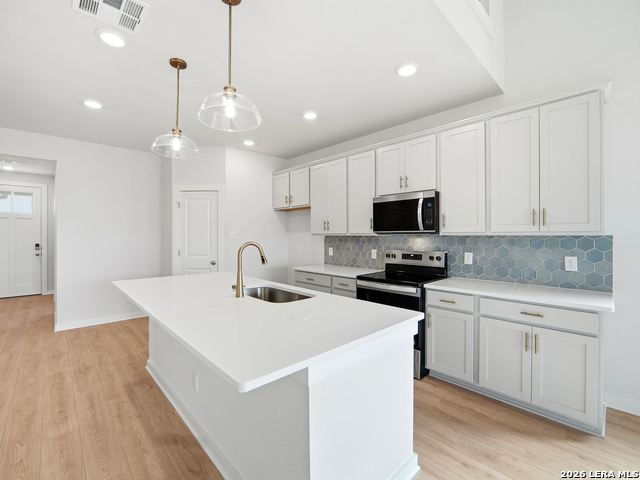 509 Cowboy Knoll Property Photo 4