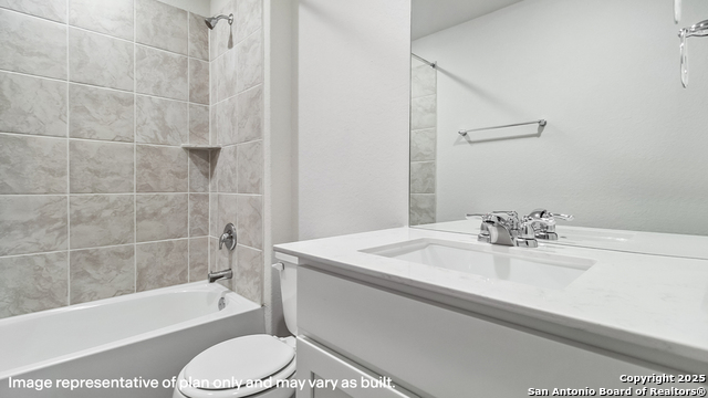 219 Scott Square Property Photo 16
