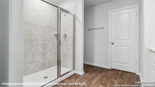 219 Scott Square Property Photo 22