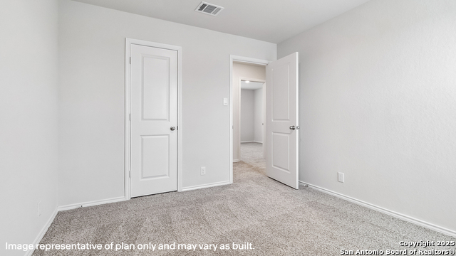 219 Scott Square Property Photo 27