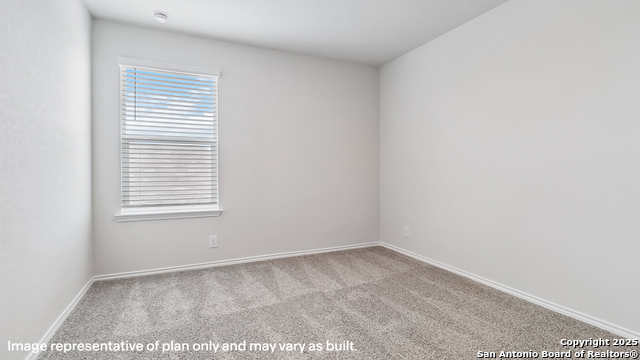 219 Scott Square Property Photo 28