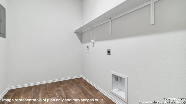 219 Scott Square Property Photo 35