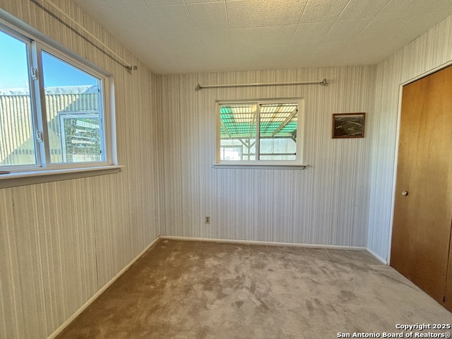 190 Gunther Property Photo 17