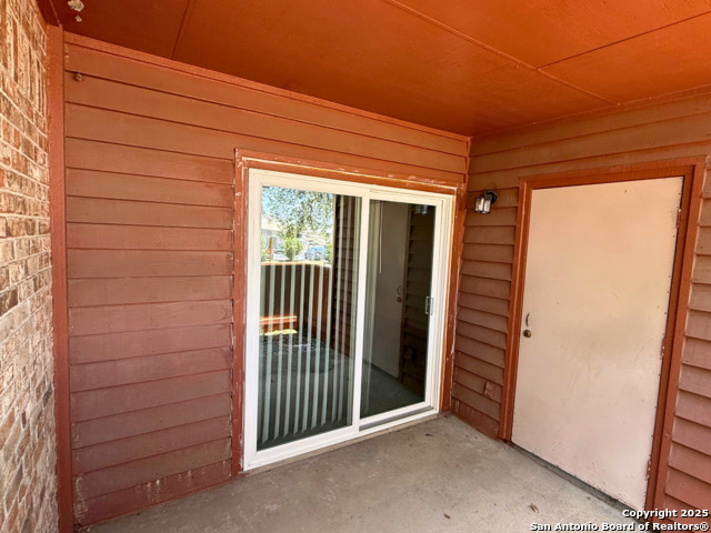 13018 Heimer Property Photo 15