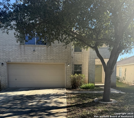 1230 Range Field Property Photo 3