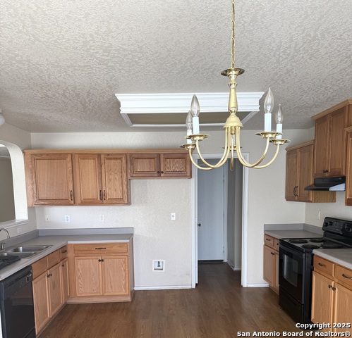 1230 Range Field Property Photo 13