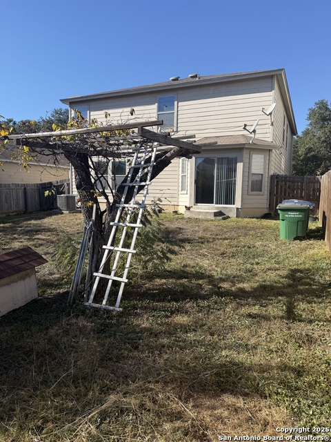 1230 Range Field Property Photo 29