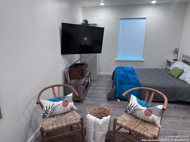 1407 Leal Property Photo 6